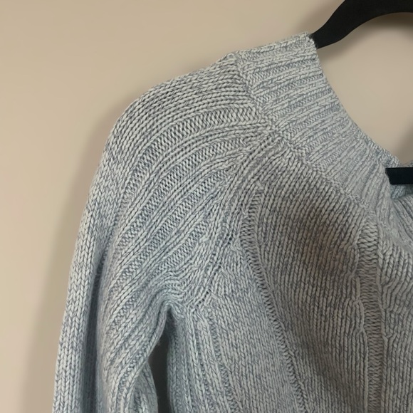 Y2K Express Knit Long Sleeve Blue Crew Neck Sweater - Size Medium - Picture 4 of 11